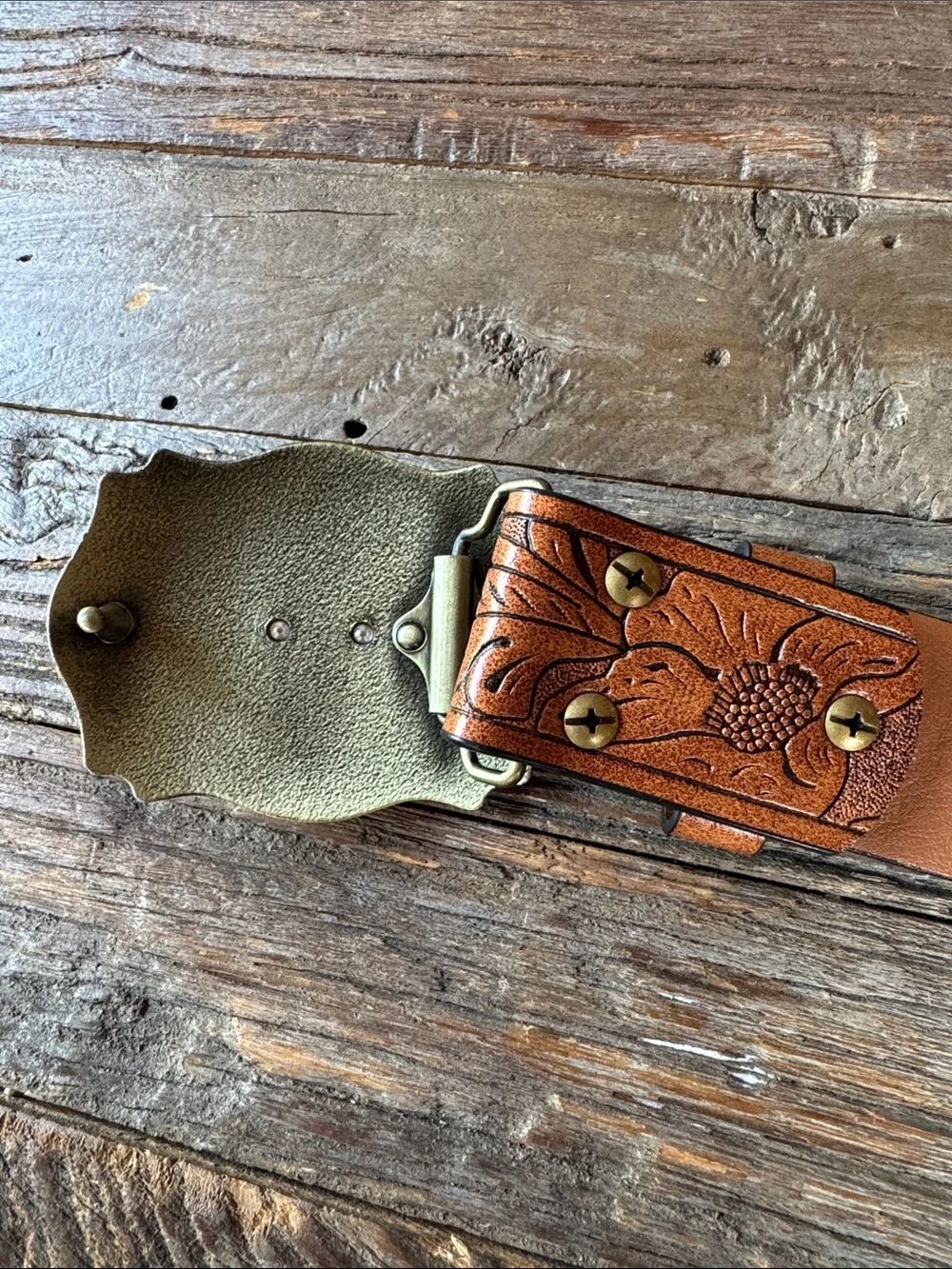 Retro style Faux leather tooled western rodeo belt with Gold Longhorn Buckle